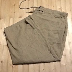 Jessica London Tan Capris